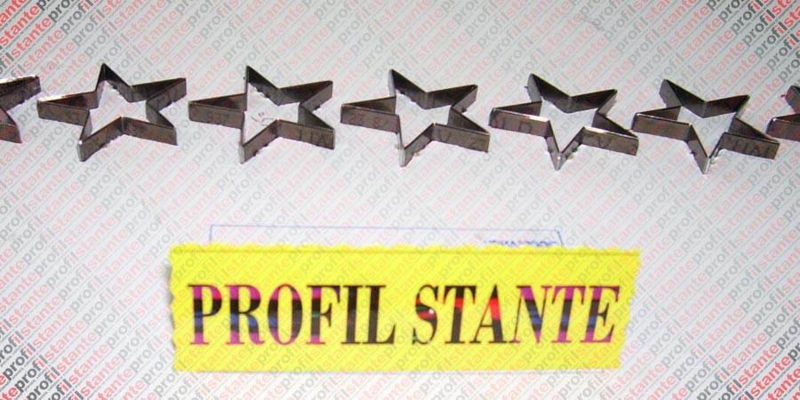 Stante din carton
